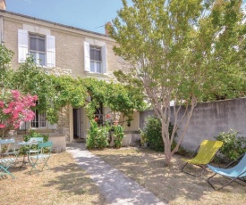 Four-Bedroom Holiday Home in Avignon