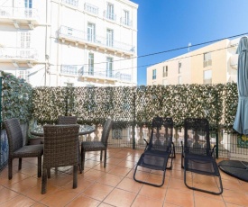 Bourgeois 3 bdrs & Large Terrace - 5mn from le Palaisdowtown