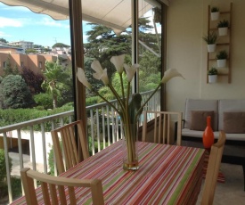 Cannes Apartment Sleeps 3 Air Con WiFi