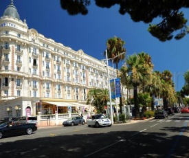 Cannes Roof-Top Apartment