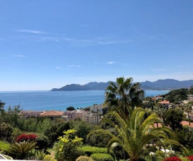 T2 superbe vue mer Cannes