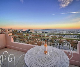 SUPERBE DUPLEX IDEALEMENT SITUE PROCHE PLAGES AVEC GRANDE TERRASSE VUE PORT !l A1B59