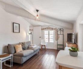 Stylish 1-bedroom with AC Panier district of Marseille Welkeys