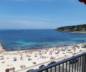 Antibes: A nest perched on the sea!