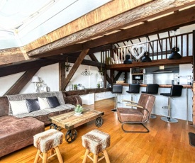 GuestReady - Cozy and Rustic Duplex - 1 min walk from Palais!