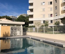 Appartement Danaè Modern 2 bedrooms in the heart of Juan-les-pins