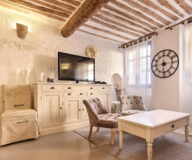 Bijou Apartment in Safranier - Old Town Antibes