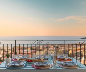 Magnifique Villa d'époque, avec vue imprenable sur Menton et la mer