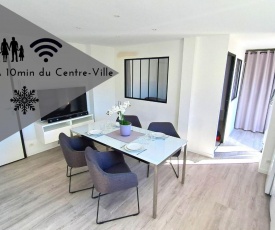 LE SAINT-JEAN - SPLENDIDE APPARTEMENT AVEC TERRASSE VUE SUR CANNES - 3P - A 5min A PIED DU CENTRE VILLE