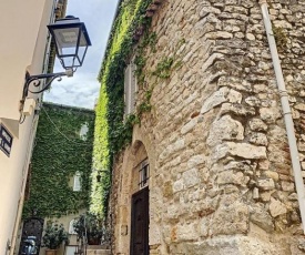 Charming flat in Old Antibes - 50m from the sea