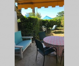 Nice studio with garden and parking - Near beach