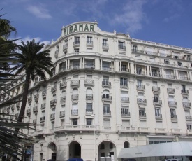 PALAIS MIRAMAR 65 BD DE LA CROISETTE CANNES