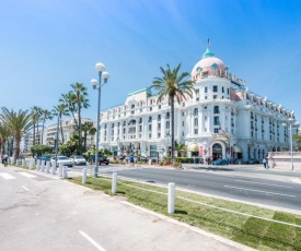 2 pieces promenade des anglais