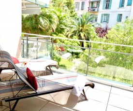 ApartHotel Riviera - Coeur Nice - Grand Superieur Studio AC - Incroyable Terrasse - Garden View - Terrasse Jardin Pastorelli