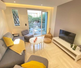 Renovated 2 bedrooms 50m from the Croisette and the sea