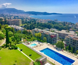 Appartement 2 pièces vue mer à Nice Fabron les Constellations Piscine 10mn promenade des Anglais