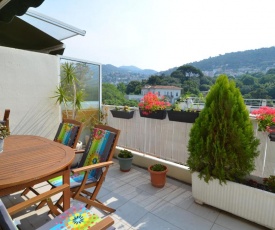 Appartement 4 personnes avec terrasse et parking le port de Nice