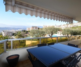 Appartement 5 personnes avec piscine sur la Corniche Fleurie à Nice