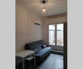 APPARTEMENT DANS LE QUARTIER THIERS A NICE