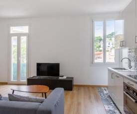 Charming flat with balcony at 1 min from the beach in Nice - Welkeys