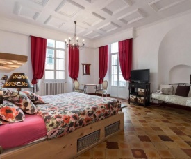 L'oustaria 3 bedrooms Apartment, Old Town