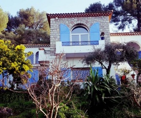 Magnifique "Gite de la Garoupe" au Cap d'Antibes à 300m des plages