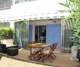 Beau T2 dans residence avec piscine