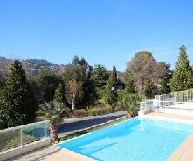 Beau T3 dans residence de standing avec piscine