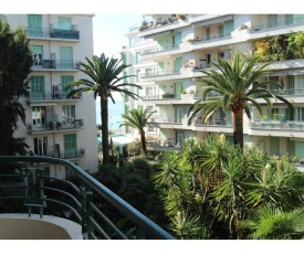 Nice Beach - Promenade Des Anglais