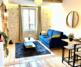 Studio cosy vieil Antibes - rénové - climatisé