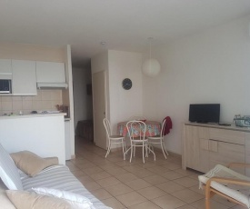 Studio Saint-Raphaël, 1 pièce, 3 personnes - FR-1-466A-22