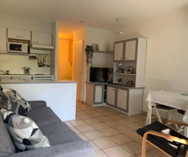 Studio Saint-Raphaël, 1 pièce, 3 personnes - FR-1-466A-29