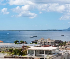 Vue mer 180° cocon à 7 min de la plage piscine AC