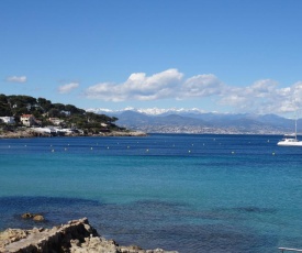 Waterfront Apartment Cap d'Antibes