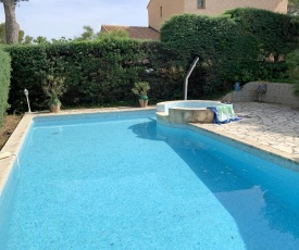 Villa de 3 chambres avec piscine privee et jardin clos a Saint Raphael a 6 km de la plage