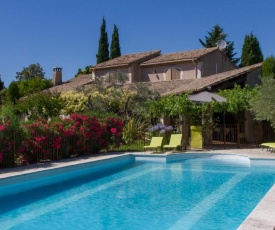 Maison de campagne au charme provençal