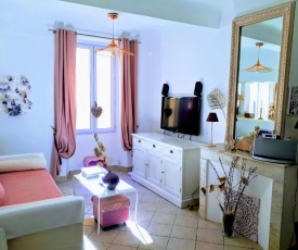 Appartement de charme au coeur de Saint-Tropez