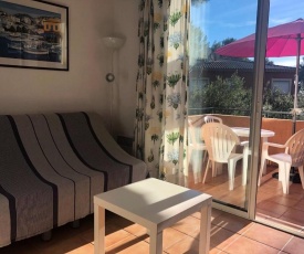 Appartement 4 pers. face à la baie de Bandol 68911