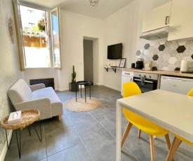 Appartement centre ville place d’armes T2 Toulon