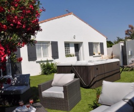 Holiday in Arles -Villa Jacuzzi