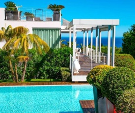 Super-Cannes magnificent 6-bedroom villa