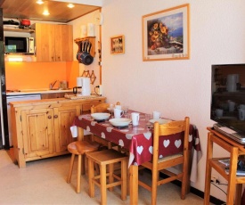 Appartement Vars, 1 pièce, 4 personnes - FR-1-330B-38