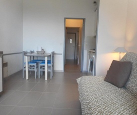 Appartement Villeneuve-Loubet, 1 pièce, 4 personnes - FR-1-252A-29