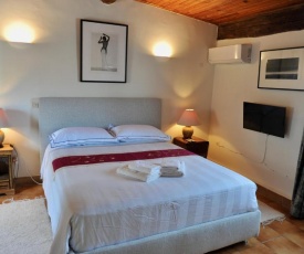 Loft Apartment , La Terrasse Centre Ville d'Arles,