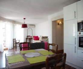 Laincel - Appartement lumineux le long du Rhône